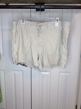 American Eagle linen shorts women size 16